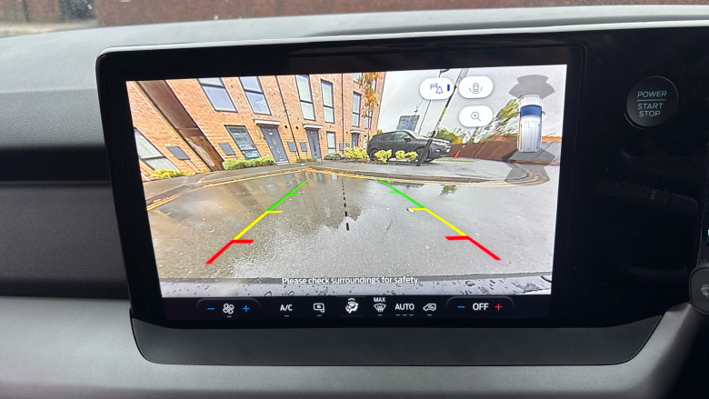 Ford Transit Courier E-Transit Courier 100kW 43kWh Trend Van Auto